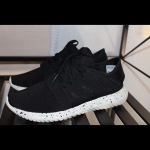 Adidas Tubular Viral